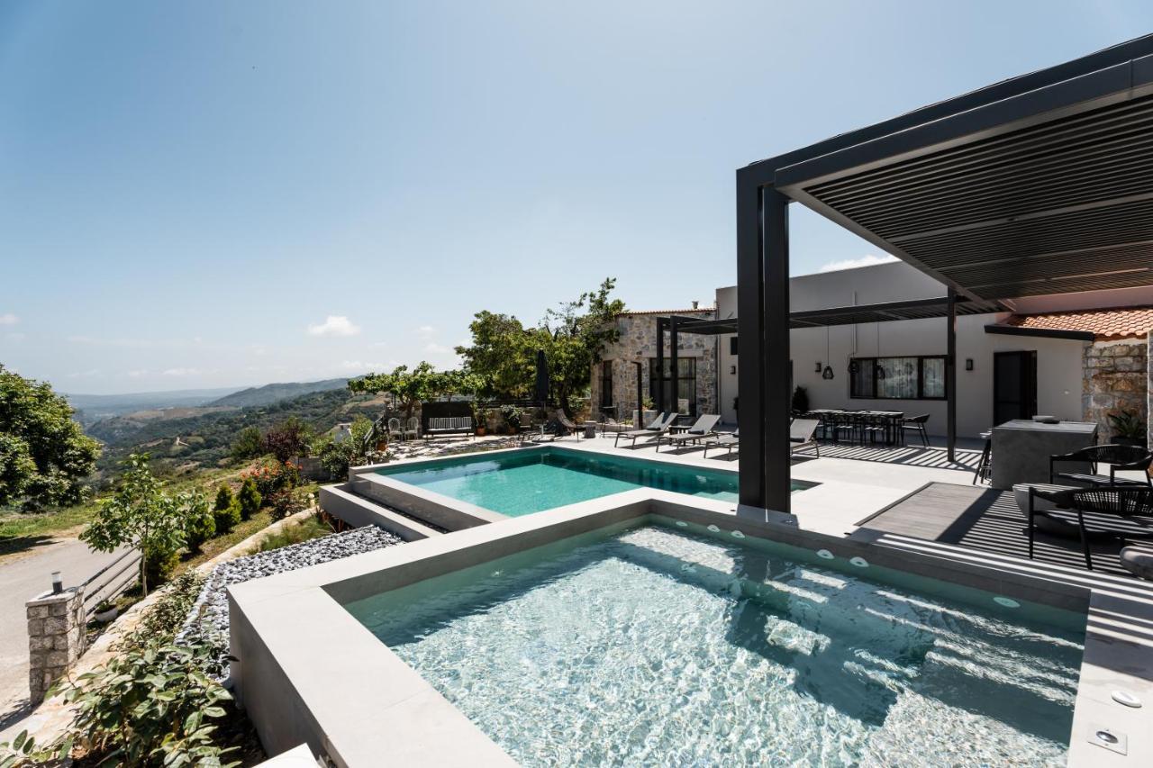 Eumelia Iconic Villa, With Heated Pool & Whirlpool, By Thinkvilla Asi Gonia المظهر الخارجي الصورة