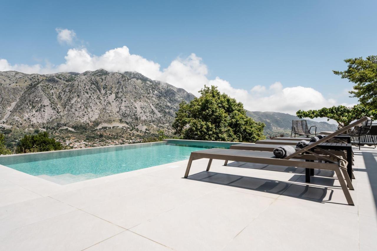 Eumelia Iconic Villa, With Heated Pool & Whirlpool, By Thinkvilla Asi Gonia المظهر الخارجي الصورة